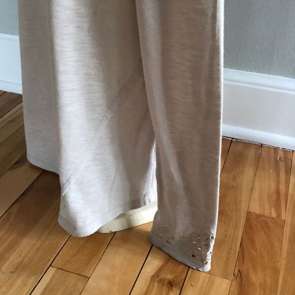 RETO-ology camel cutout edges long sleeve top, M - Picture 3 of 5